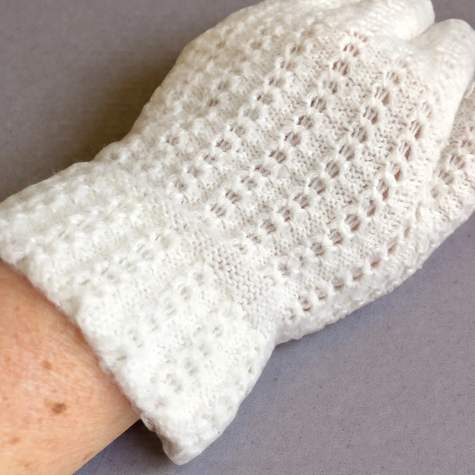 ✿ Luvas Vintage em Malha AjourÉe – Branco Brilhante ✿ – photo 4